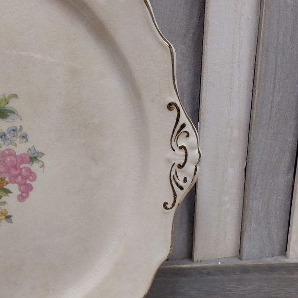 Vintage Bakerite Cake Plate 22K Gold Rim Fruits & Flowers - Picture 4 of 7